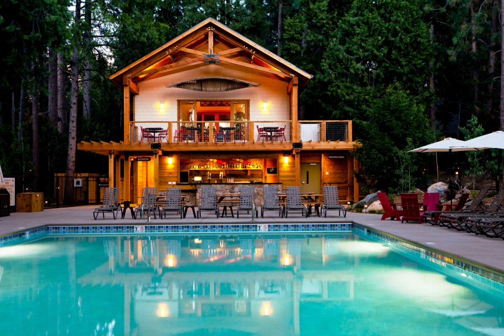 The pool house at Evergreen Lodge
