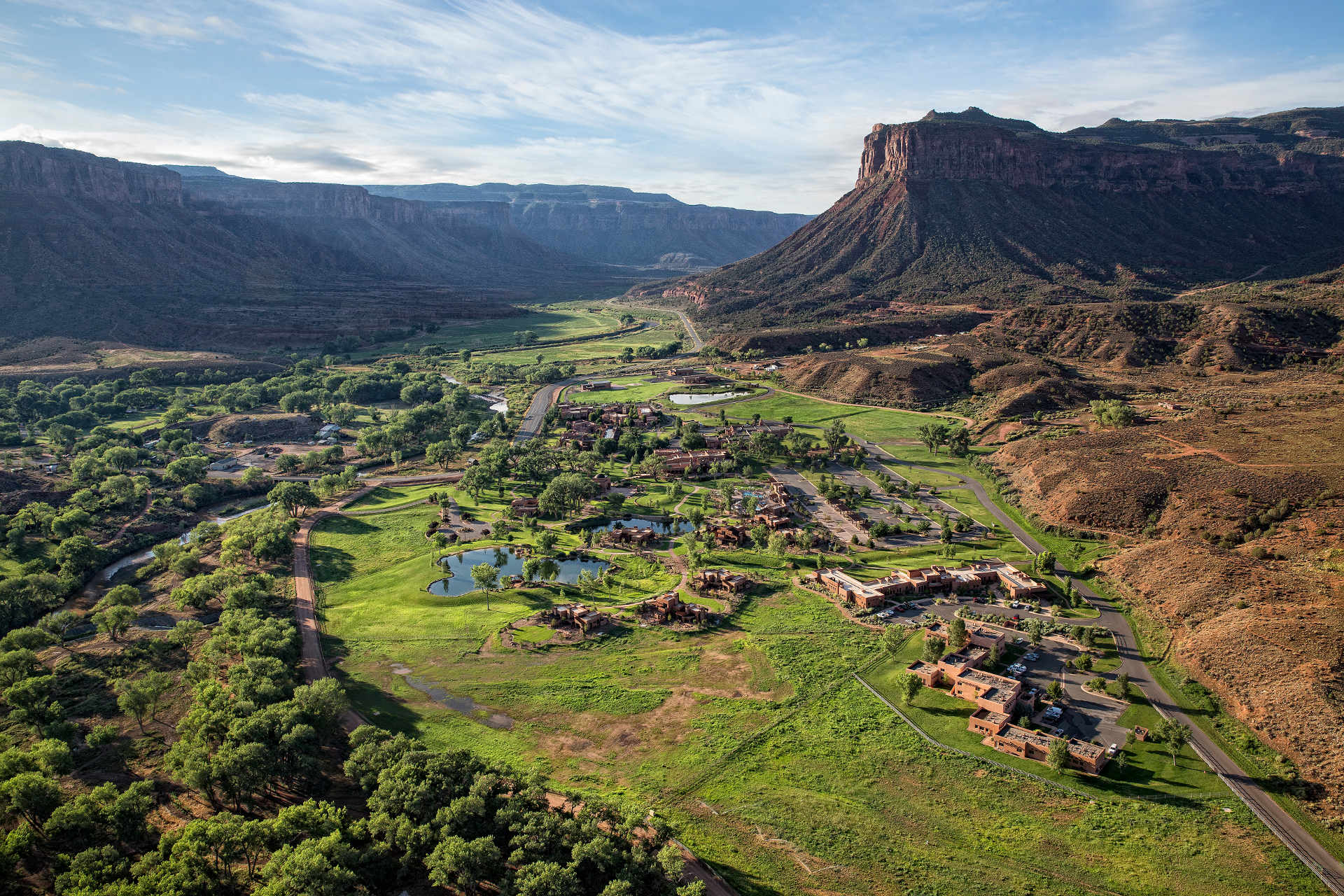 Escape to the Enchanting Ansel Watrous: Your Gateway to Colorado's Wilderness