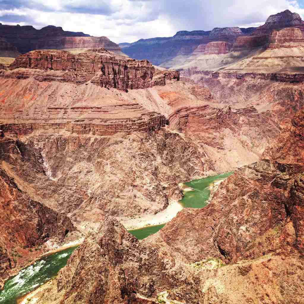 The emerald waters of the Colorado River nearly 4,500 feet beneath the rim of the Grand Canyon (ph. L Kaye)