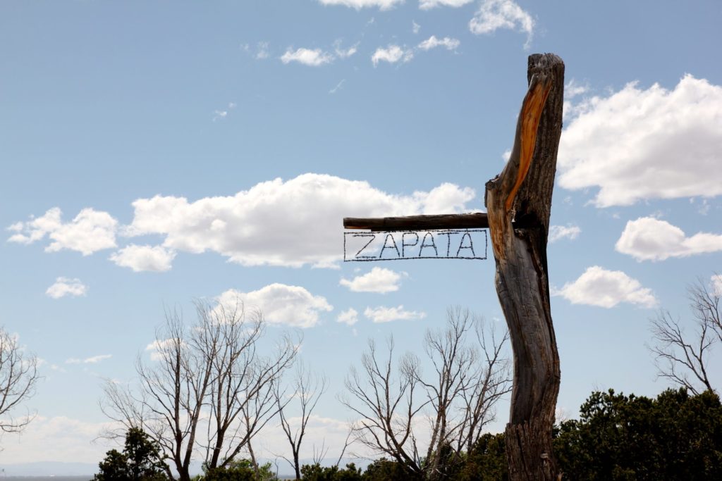 Zapata Sign